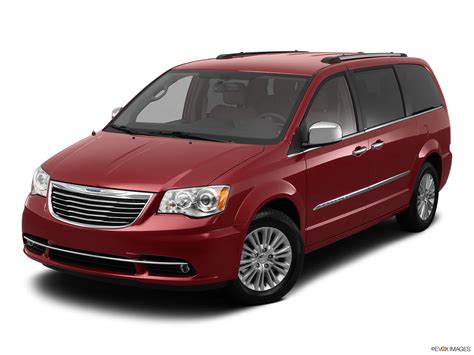2012 Chrysler Town and Country logo