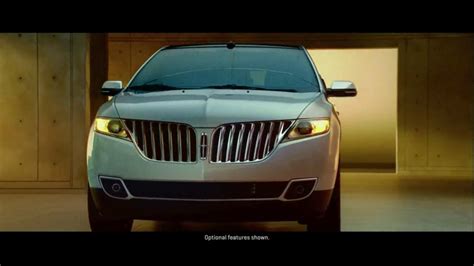 2013 Lincoln MKX TV commercial - Think Again