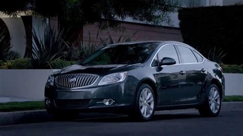 2014 Buick Verano TV commercial - Sorpresa