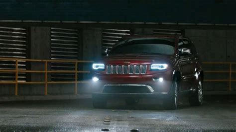 2014 Jeep Grand Cherokee TV commercial - Every Inch