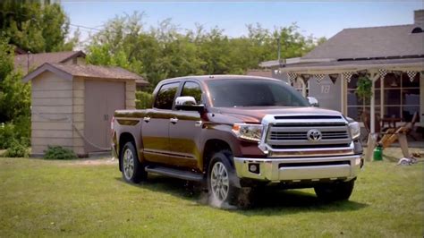 2014 Toyota Tundra TV Spot, 'Car-B-Q' Featuring Kyle Busch featuring Annie Tedesco