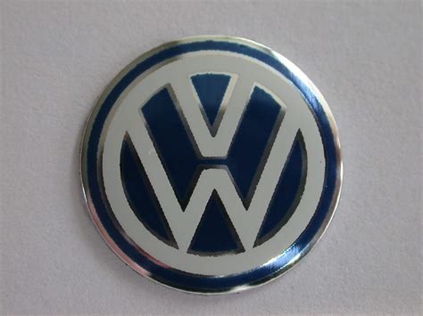 2014 Volkswagen Passat logo