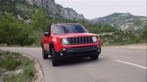 2015 Jeep Renegade Sport TV Spot, 'See Everything' Song by X Ambassadors featuring Sherry Landry