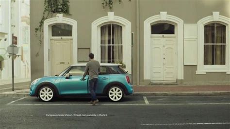 2015 MINI USA Hardtop Four-Door TV commercial - Four Door Surprise