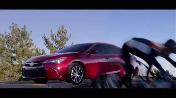 2015 Toyota Camry Super Bowl 2015 TV Spot, 'How Great I Am' Feat. Amy Purdy