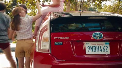 2015 Toyota Prius TV commercial - Family Portrait