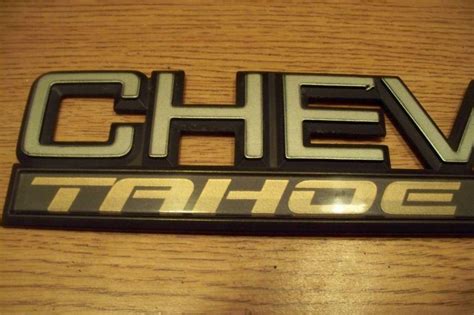 2016 Chevrolet Tahoe logo