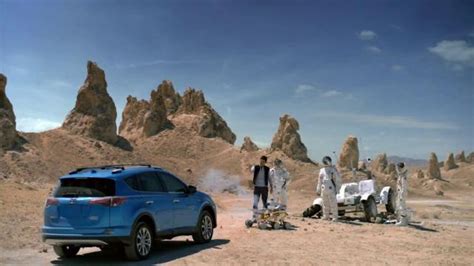 2016 Toyota RAV4 Hybrid TV Spot, 'Mars' Featuring James Marsden featuring Danny Cho