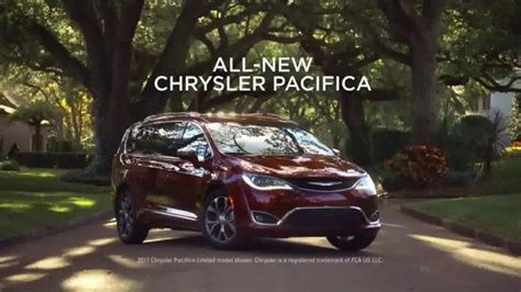 2017 Chrysler Pacifica TV commercial - Neighborhood Watch: Salads