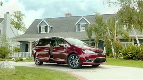 2017 Chrysler Pacifica TV commercial - Stow n Go