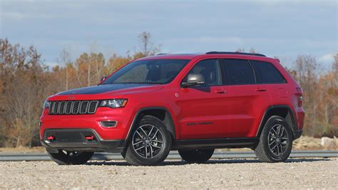 2017 Jeep Grand Cherokee Trailhawk commercials
