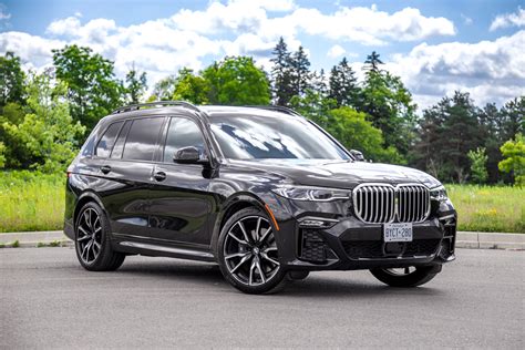 2019 BMW X7 xDrive40i commercials