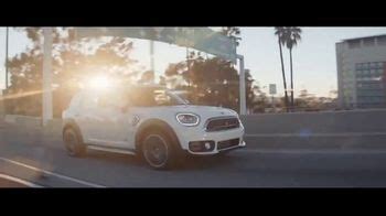 2019 MINI Countryman TV commercial - Dont Fence Me In