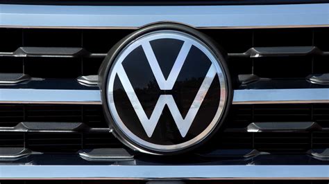 2023 Volkswagen Atlas logo