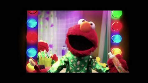 2min2x TV Spot, 'Cepillar con Elmo'