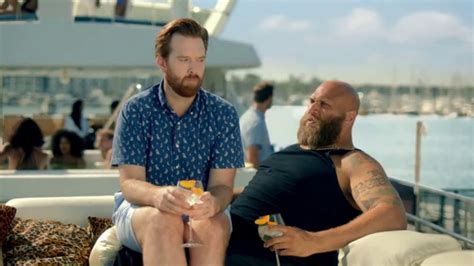 7UP TV Spot, 'Mix It Up a Little: Yacht' Featuring 2 Chainz featuring Winston James Francis