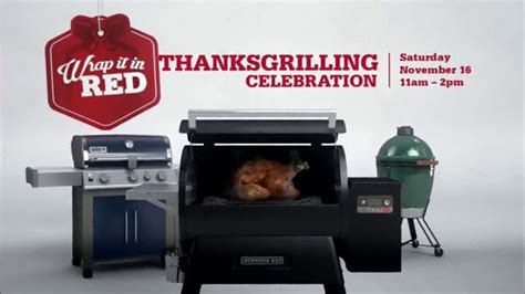 ACE Hardware Thanksgrilling Event TV Spot, 'Around the Block'