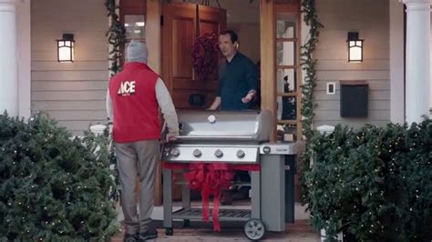 ACE Hardware Wrap It in Red TV Spot, 'Surprise Delivery' featuring Chris Rickett