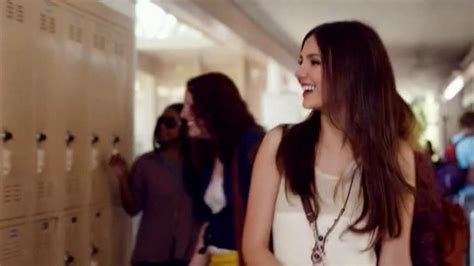 AT&T It Can Wait TV Spot, 'Take the Pledge' Featuring Victoria Justice