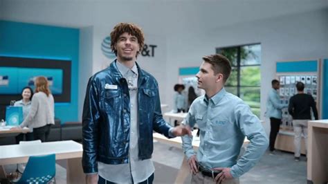 AT&T Wireless 5G TV commercial - LaMelo Covers for Lily