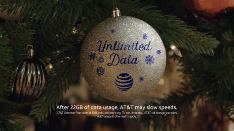 AT&T Wireless Unlimited Data TV Spot, 'Holiday Gathering'
