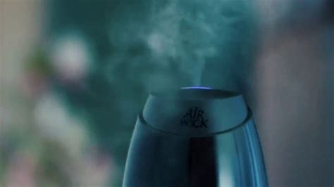 Air Wick Essential Mist Aroma TV commercial - An Exhilarating Blend