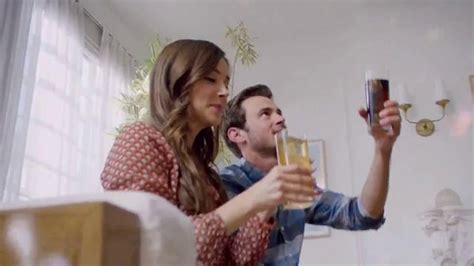 Air Wick Life Scents TV Spot, 'Stay Awhile' created for Air Wick