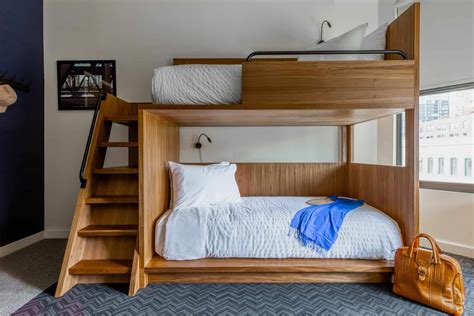 Alcove Chicago Bunk Bed