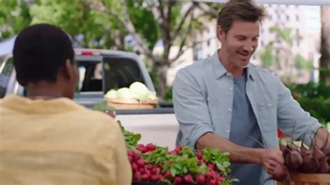 Aleve PM TV Spot, 'Morning Market' featuring Chris Cleveland
