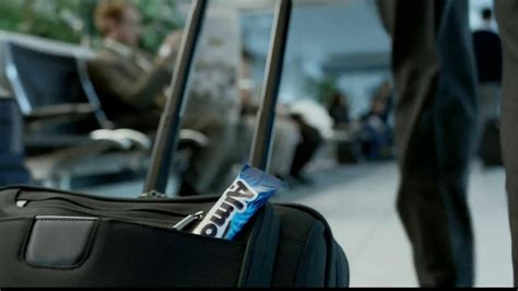 Almond Joy TV Spot, 'Airport' featuring Timothy Eulich