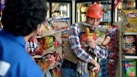 AmPm Mix and Match Free Drink TV Spot, 'Snacks'