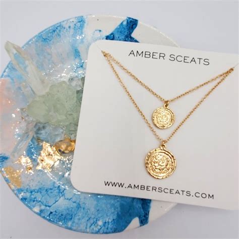 Amber Sceats Jewellery Double Coin Necklace commercials