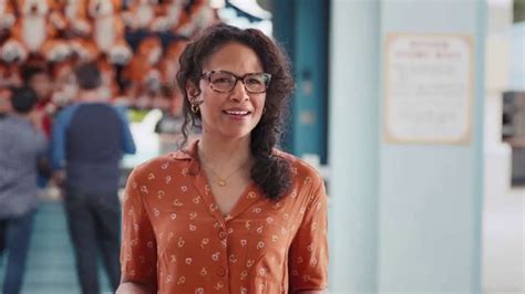 America's Best Contacts and Eyeglasses TV Spot, 'In a Hurry' featuring Chris Fries