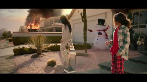 American Red Cross TV Spot, 'Disasters Don't Take a Break for the Holidays'