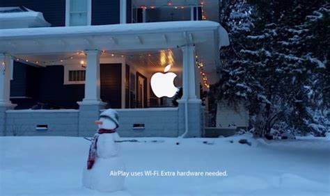 Apple Holiday TV commercial - Misunderstood