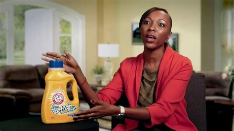 Arm & Hammer Plus OxiClean TV Spot, 'Uno más' created for Arm & Hammer Laundry