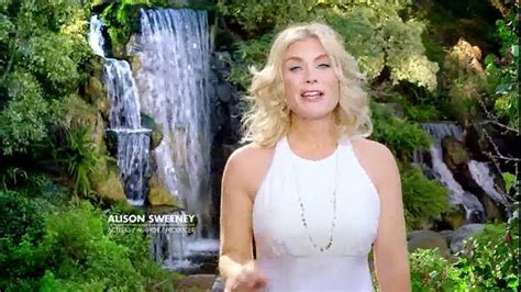 Arm and Hammer Truly Radiant Clean & Fresh TV Spot, 'Waterfall' featuring Alison Sweeney