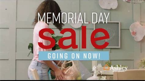 Ashley HomeStore Memorial Day Preview TV commercial - Acceso temporano