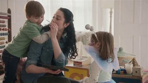 Azo Daily Probiotic TV Spot, 'Life Doesn't Pause'