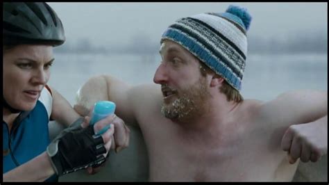 BENGAY Zero Degrees TV Spot, 'Annual Polar Dip'