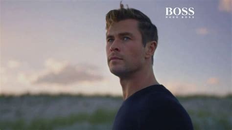 BOSS Bottled Infinite TV Spot, 'Reconnect With Your Inner Self' Featuring Chris Hemsworth, Song by Foreign Air featuring Chris Hemsworth