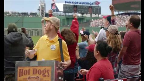 Bank of America Extras TV Spot, 'Hot Dog Vendor' featuring Boston Red Sox