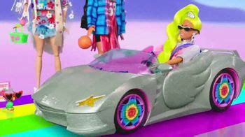 Barbie Extra Car TV Spot, 'Cruisin' All Over Town'