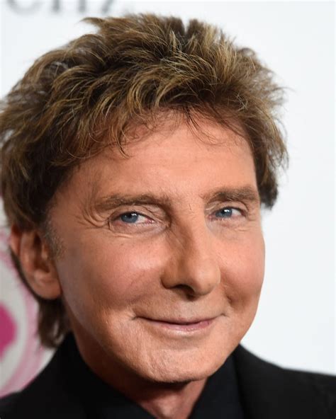 Barry Manilow photo