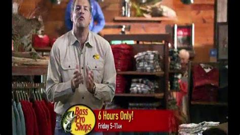 Bass Pro Shops Black Friday 6-Hour Sale TV Spot, 'Pajamas, Bikes and Smoker'