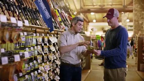 Bass Pro Shops Father's Day Sale TV Spot, 'Mini Suspension Tool and Shirts'