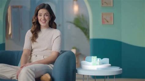 Bausch + Lomb Biotrue Hydration Boost TV commercial - Strypaper