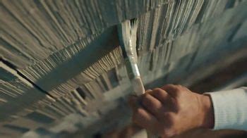 Benjamin Moore TV Spot, 'See the Love: Sweat' featuring Rob Edwards