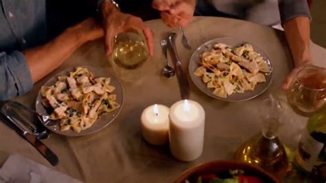 Bertolli Chicken Florentine & Farfalle TV Spot, 'A Meal to Remember'