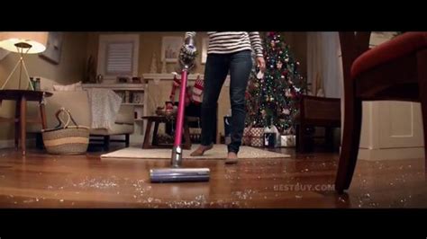 Best Buy Dyson DC59 TV Spot, 'Tinsel' featuring Monica Lacy